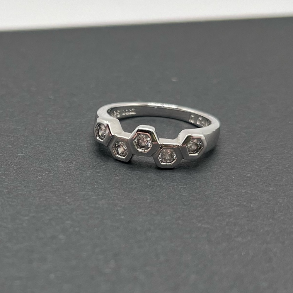 Diamonique 925 Sterling Hexagon Ring Size 5
